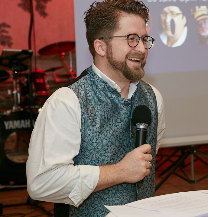 Freie Trauung mit Chris - Freier Redner Dachau